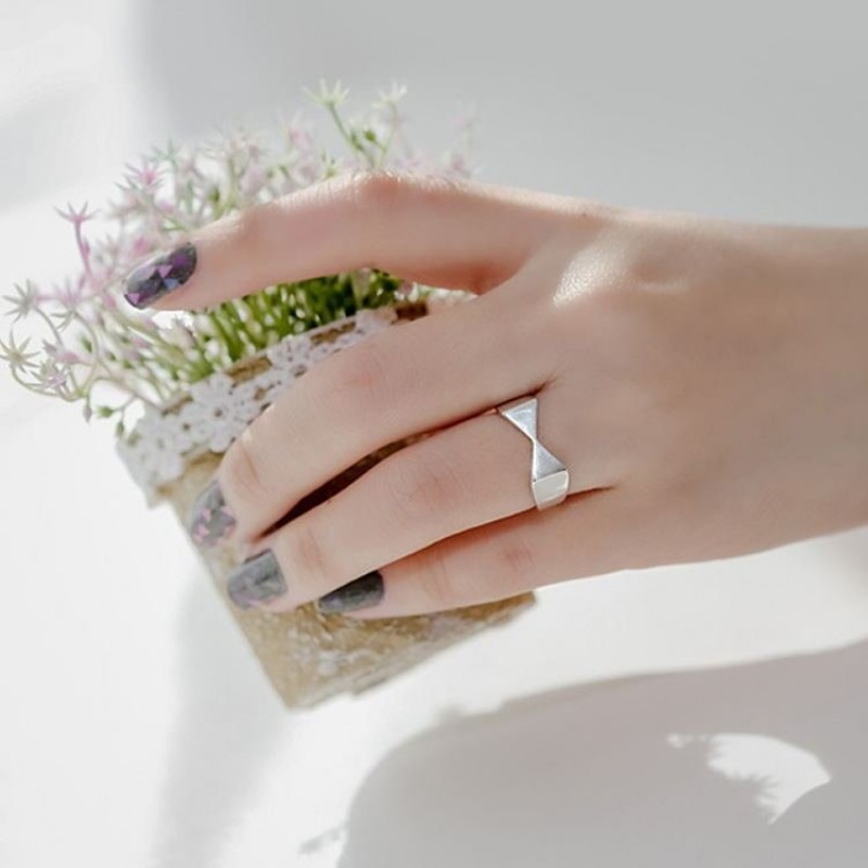 Bow element silver ring ring female