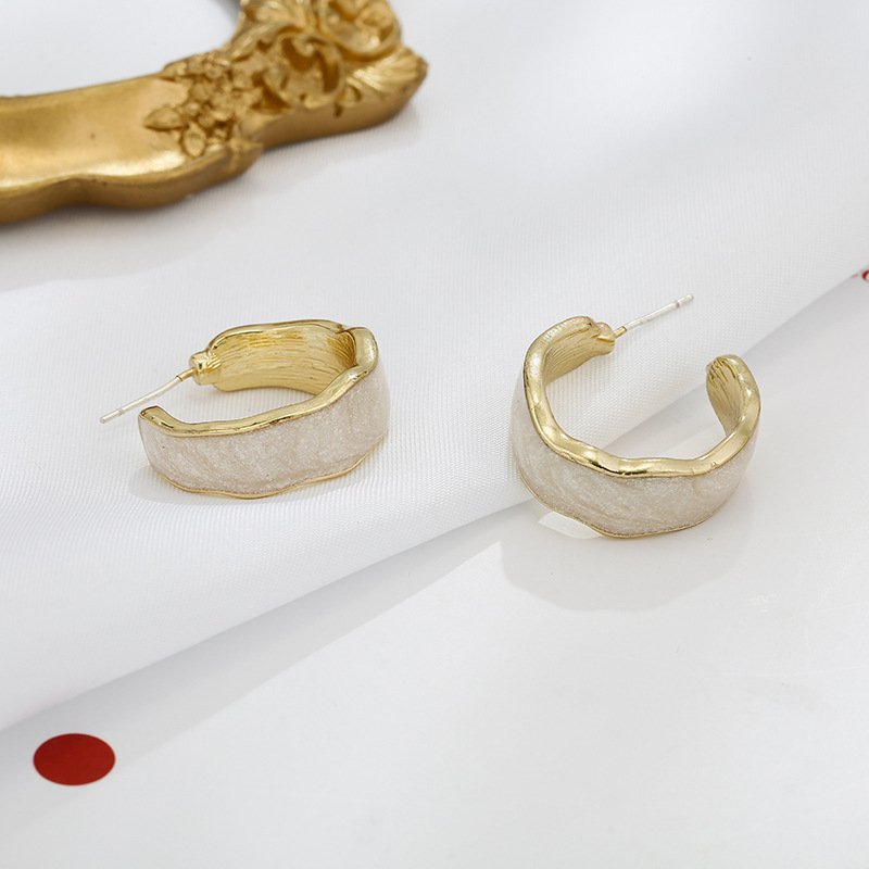 Simple Earrings Earrings Temperament Female Earrings Personality Dripping Oil