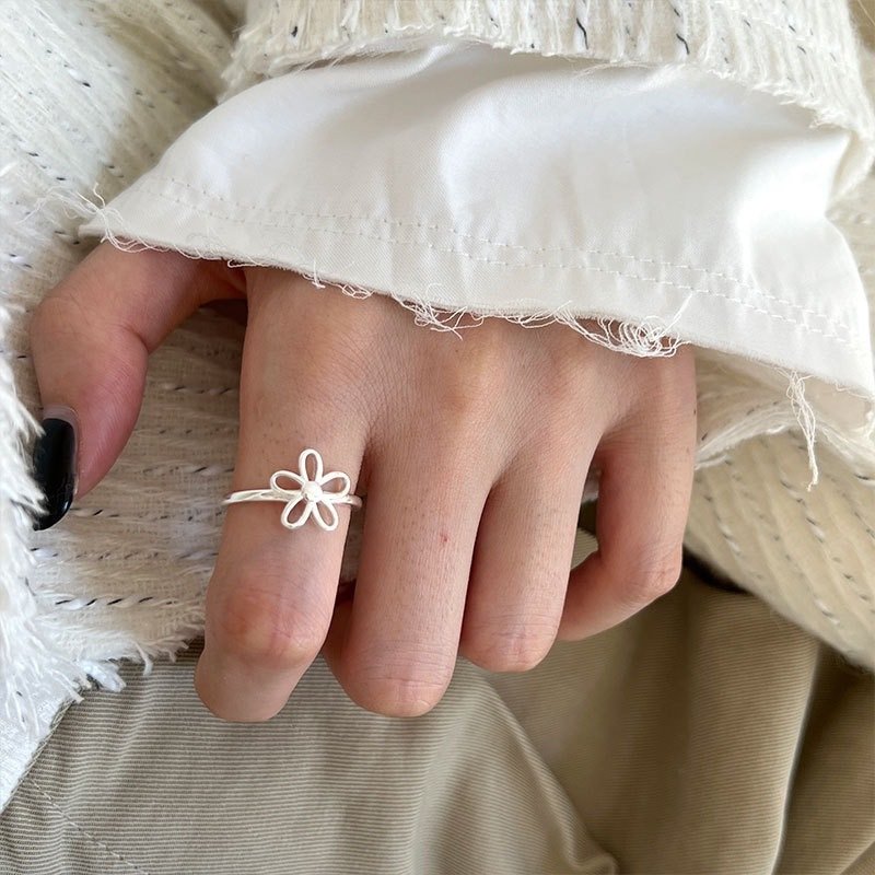 925 Sterling Silver Bright Silver Flower Ring
